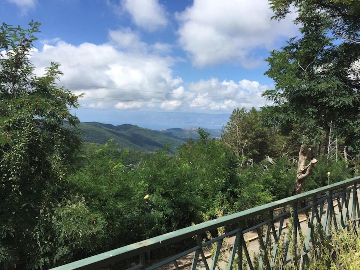 Appartamento Di Montagna Sul Belvedere Di Gambarie Gambarie dʼAspromonte Kültér fotó